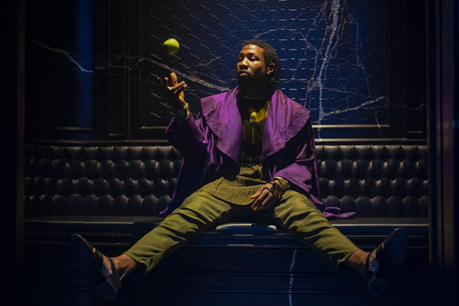 He-Who-Remains-Jonathan-Majors-in-Marvel-Studios-LOKI-exclusively-on-Disney-Photo-by-Chuck-Zlotnick