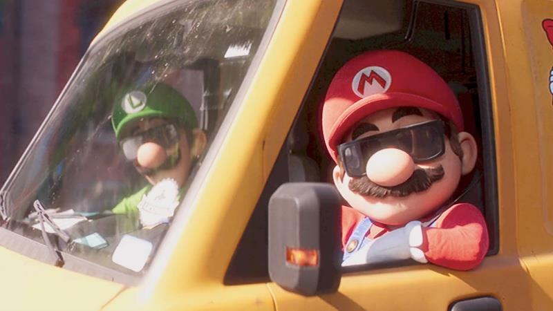 THE SUPER MARIO BROS. MOVIE Stars Chris Pratt And Charlie Day Poke Fun At  Mario And Luigi Voice Backlash